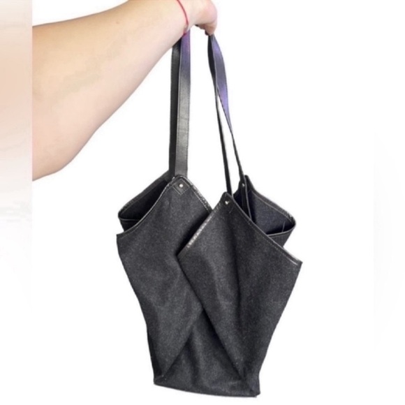 Elegant Women's Shoulder Bag Set - Brown, Gray, and Black - Picture 3 of 11